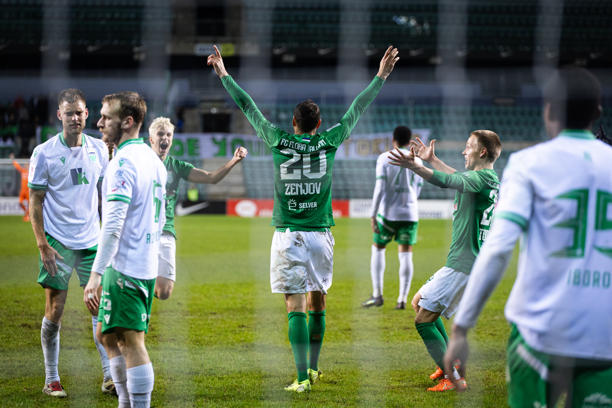 Luup peale | Flora raudvarad kütsid leigevõitu karikaderbis Levadia naha kuumaks  (galerii!) 