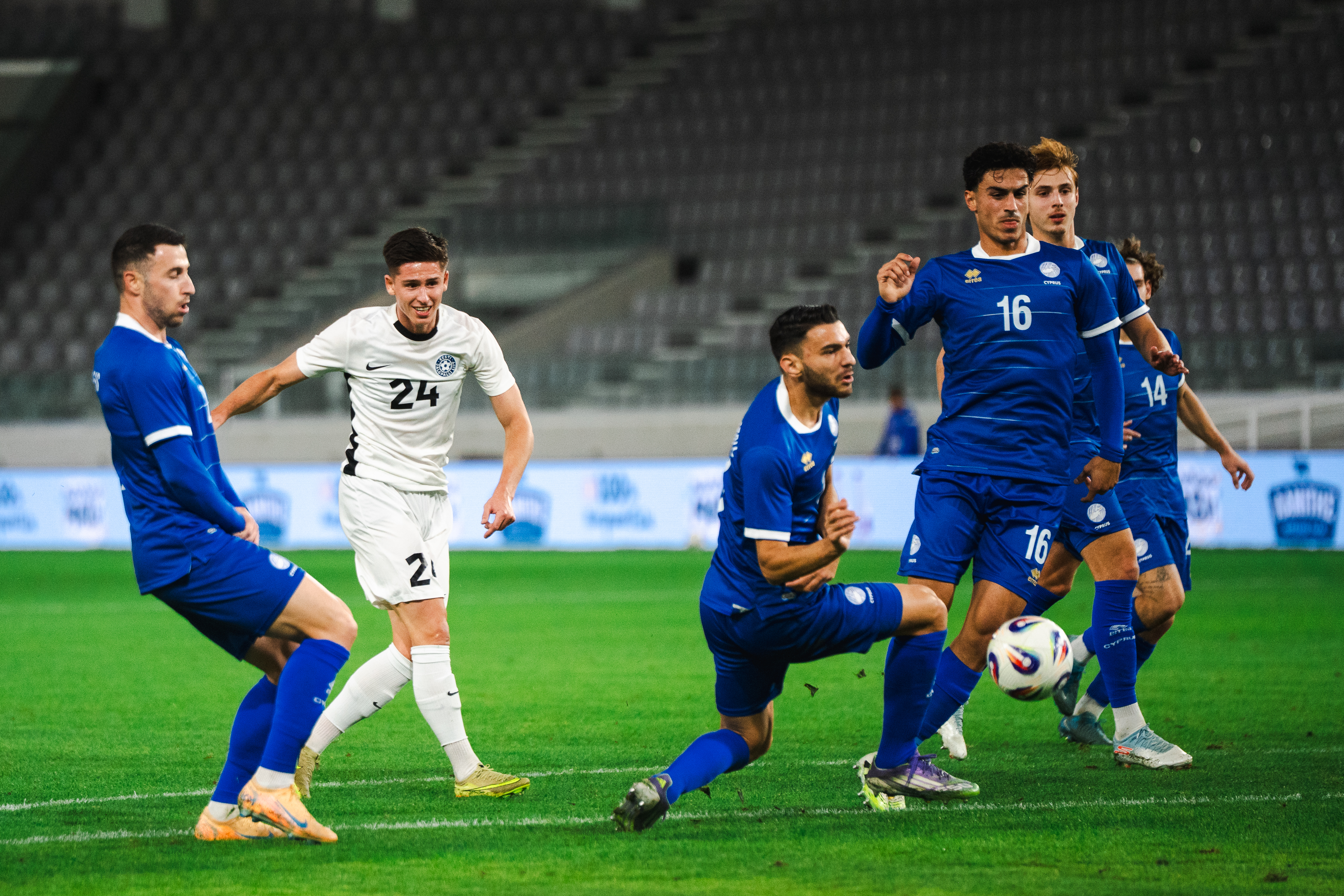 LIVE: kas Eesti koondis lõpetab aasta Küprose vastu võidukalt?  (SAPPINEN TEEB MÄNGU, 3:2!!!) 