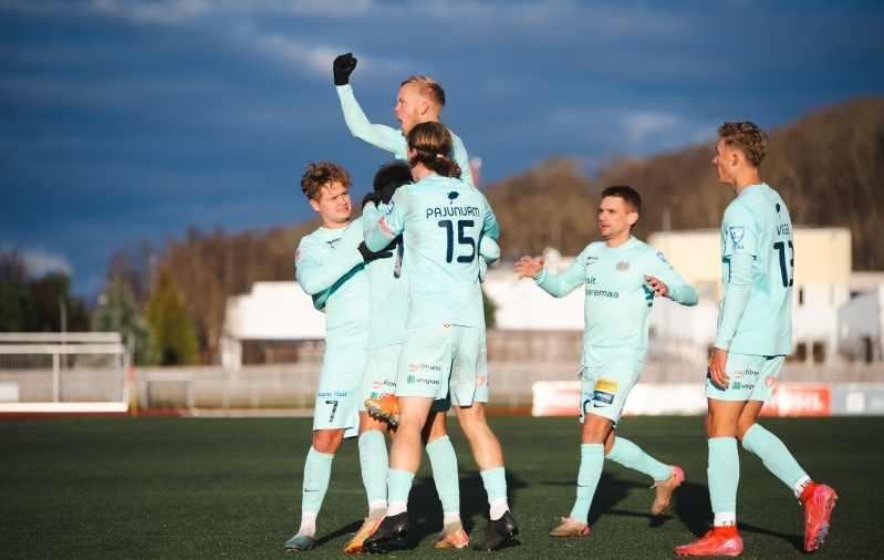 Memo | Kuressaare taltsutas avalahingus Viimsi noorusliku tuhina  (galerii!) 