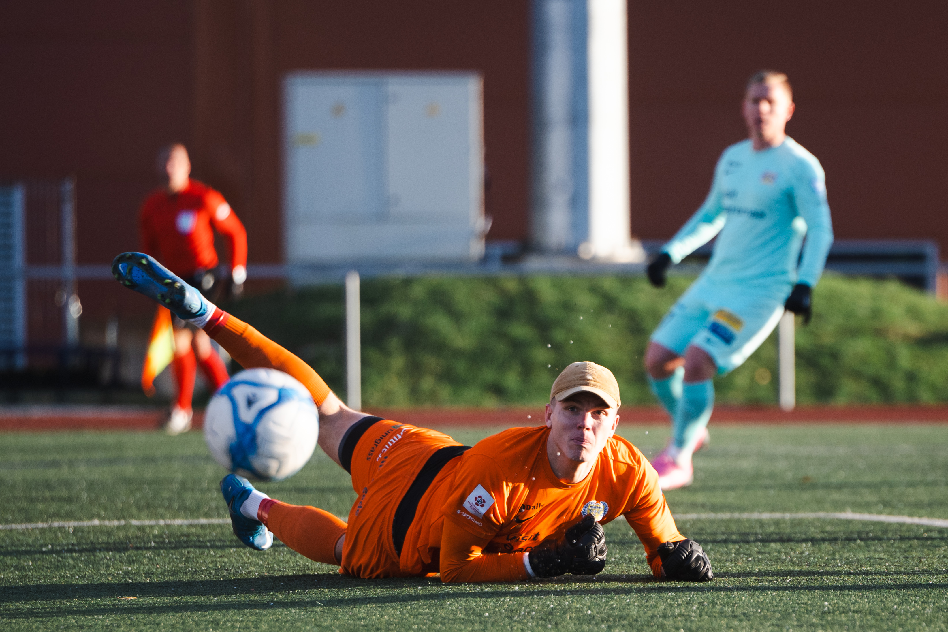 Viimsi kuival hoidnud Nõmm: Kuressaare jääb püsima!  (Allast: iga seeria saab ükskord läbi!) 