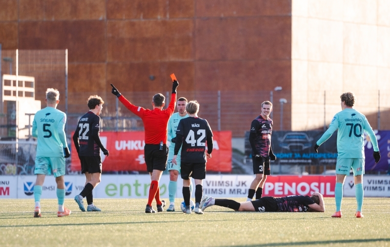 Pevtsovi hooaeg on lõppenud. Foto: Liisi Troska / jalgpall.ee