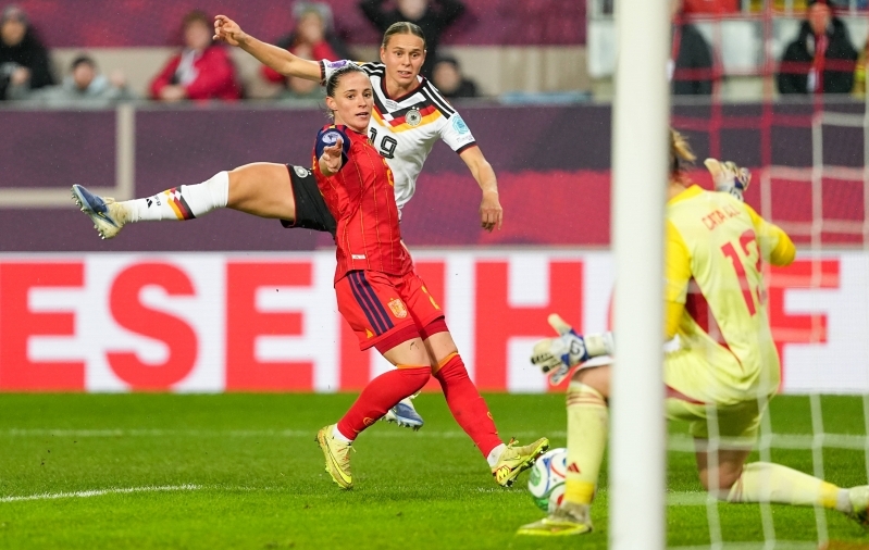 Saksamaa ja Hispaania tabasid finaalis posti, pronksilahingus haaras trumbid enda kätte Prantsusmaa