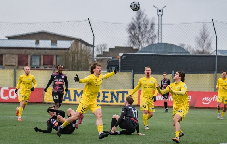 Märten Pajunurm (number 15) oma karjääri viimases mängus. Foto: Allan Mehik