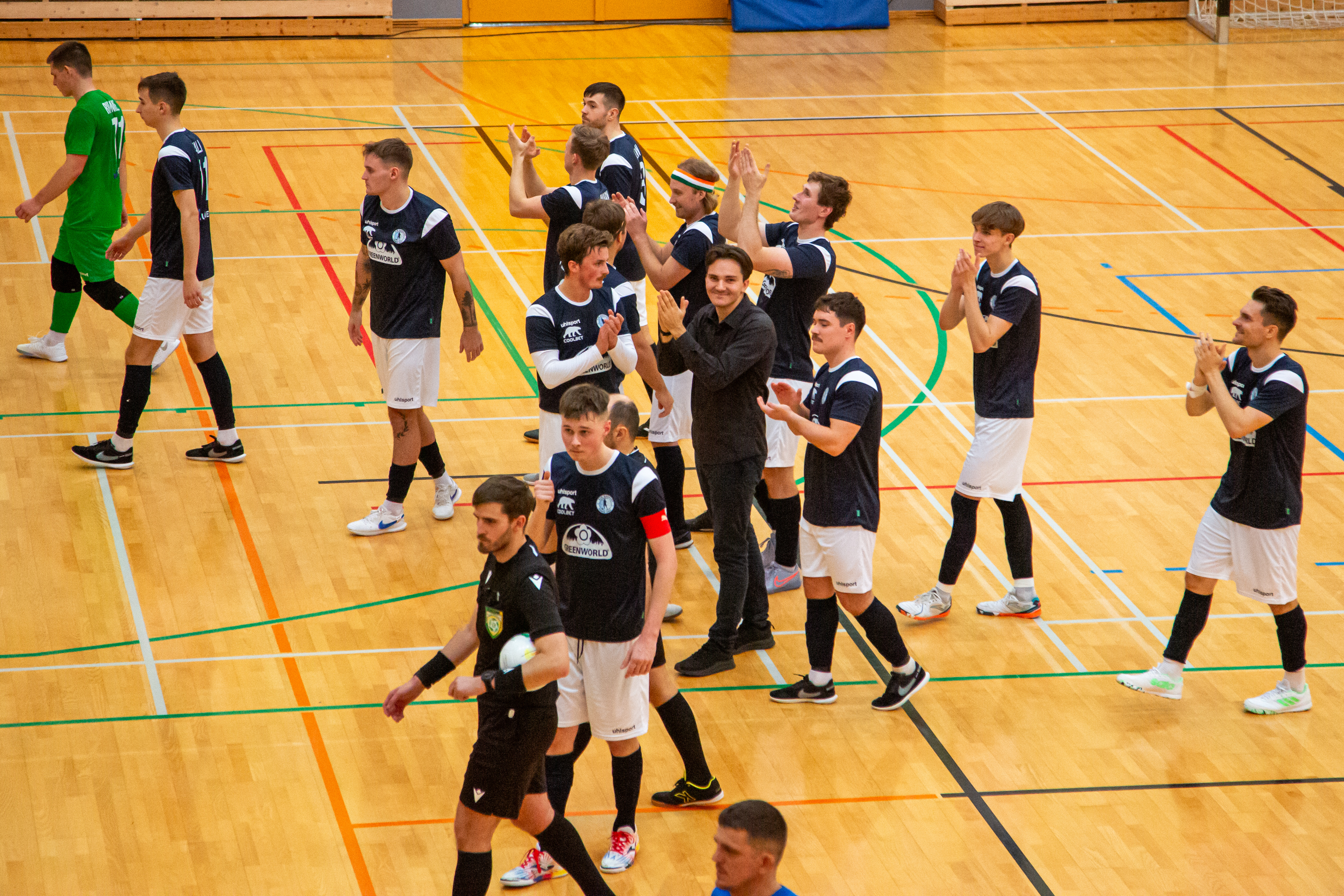 Reportaaž | Saalijalgpalli Esiliiga purustav jõud Hagalaz korraldas kodukindluses järjekordse hävitustöö