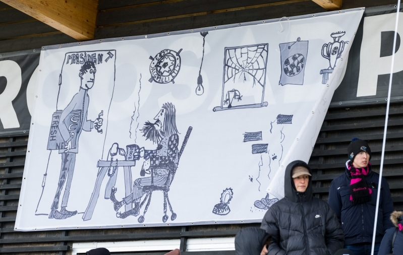 Presidendivalimiste m&uuml;rgli j&auml;rel on huvide konflikti k&uuml;simus eriti tundlik. Foto: Katariina Peetson / jalgpall.ee