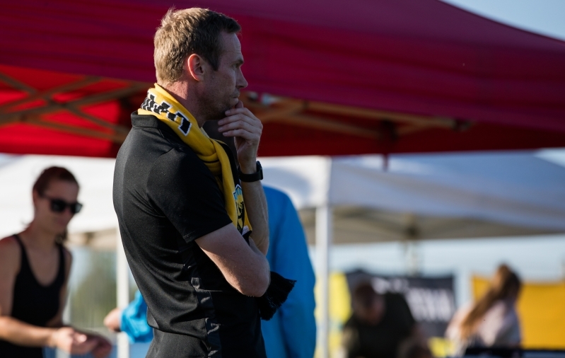 Karl Palatu on P&auml;rnu Vapruse komplekteeritusega rahul. Foto: Katariina Peetson / jalgpall.ee