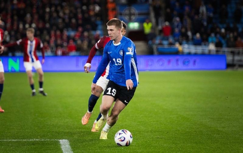 Schj&ouml;nning-Larsen tegi sel aastal kaasa k&otilde;igis k&uuml;mnes koondisem&auml;ngus ja jagas v&auml;lja kolm v&auml;ravas&ouml;&ouml;tu. Foto: Katariina Peetson / jalgpall.ee