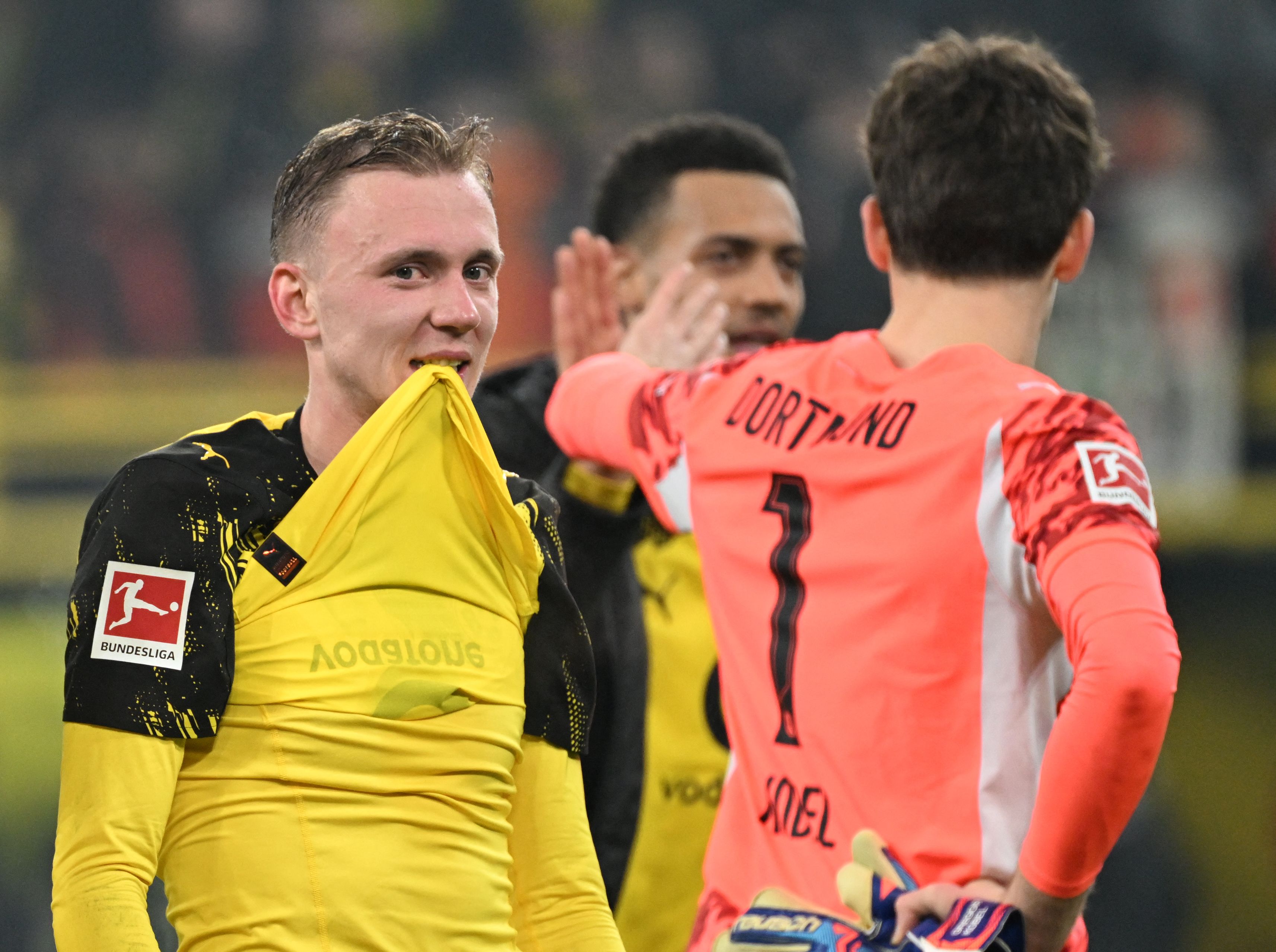 Dortmund rikkus Borussiate vastasseisus Gladbachi kaitsja suure juubelipeo