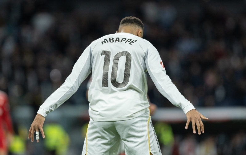 Mbappe kordas Ronaldo rekordit ja väravatähistust, Reali mängus nähti jälle punast kaarti