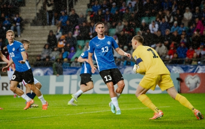 Hein sai aasta meessportlase valimisel punkte 22 ajakirjanikult, Paskotši vaid Soccernet.ee peatoimetajalt