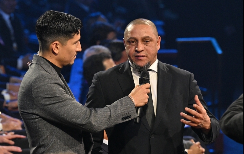 Südamemurega lõikuslauale sattunud Brasiilia legend lükkas kuulujutud ümber: minuga on kõik hästi