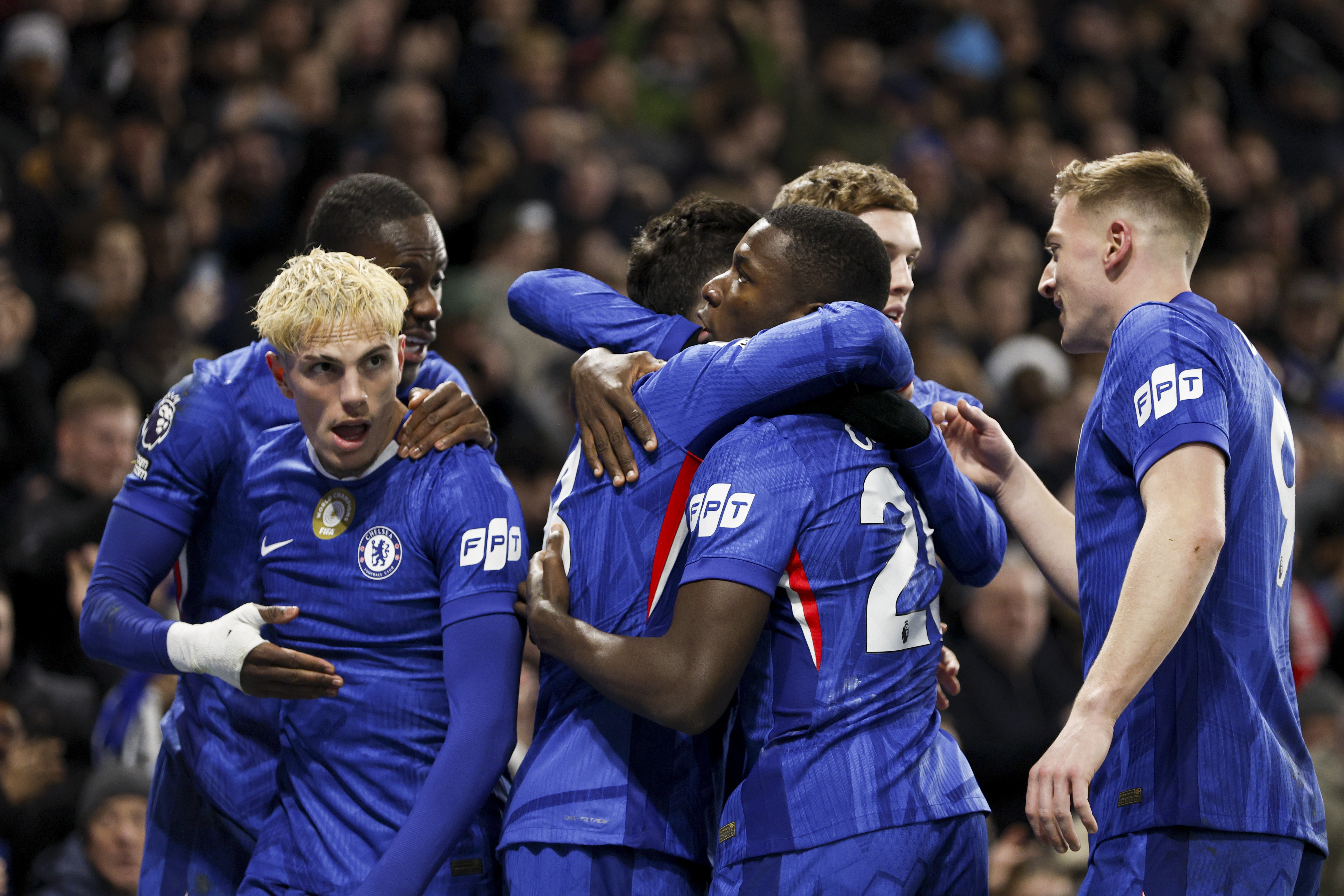 Hollywoodi täie raha eest: sentimeetrid enda kasuks keeranud Chelsea murdis giganditapja alles lisaajal  (City 