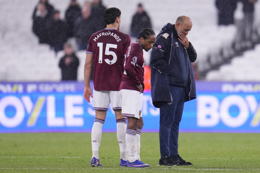 Mängijatel kuri karjas? West Ham võib väljalangemise korral rahakraanid kinni keerata