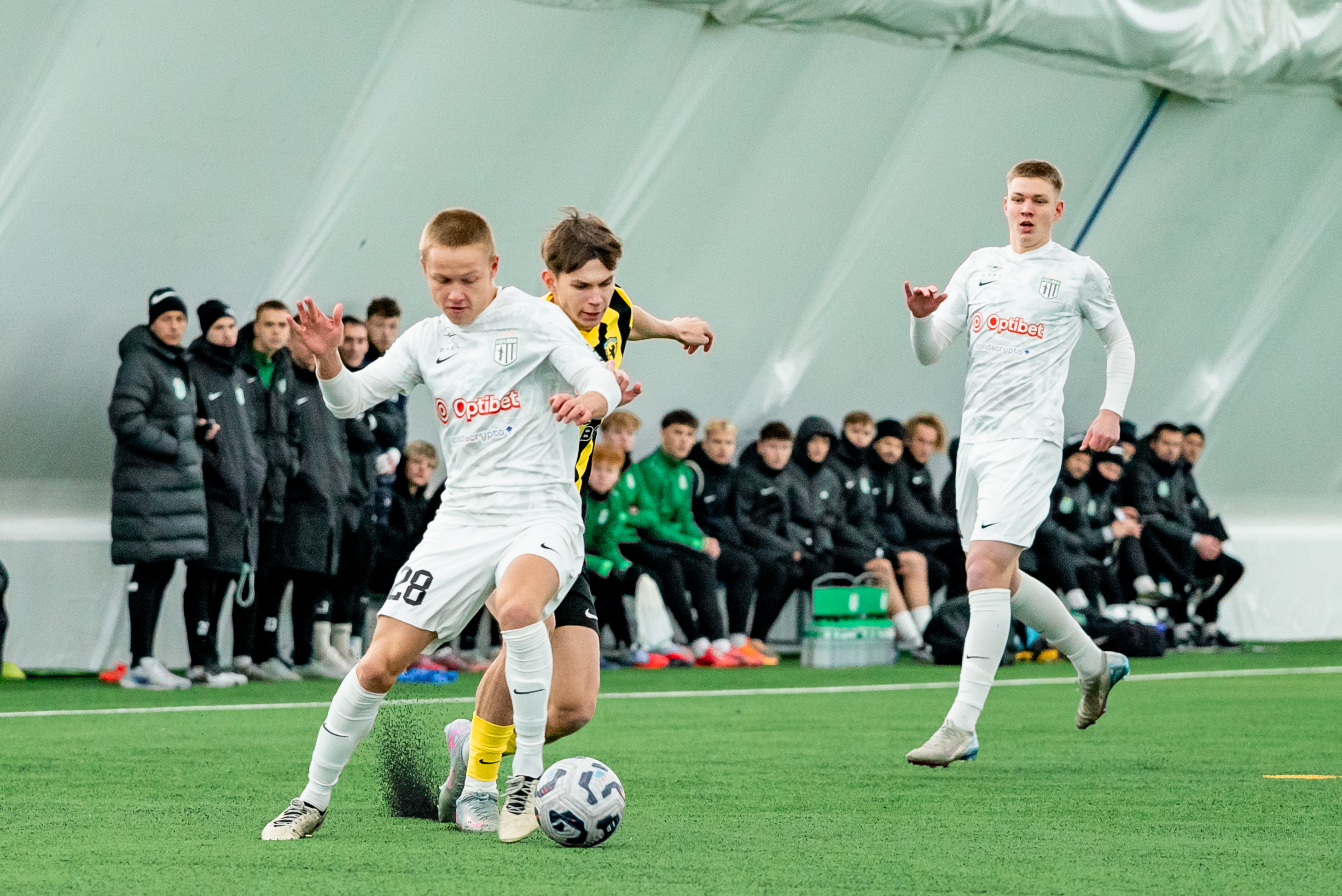 TÄNA OTSEPILT: Eesti meister ja Läti neljas avavad jalgpallirohke laupäeva  (kell 14!) 