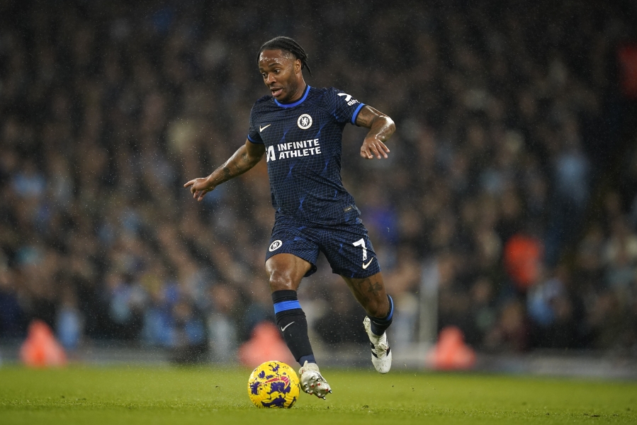 Itaalia tiitlikaitsja tunneb huvi Chelseas kõrvale heidetud Sterlingu vastu