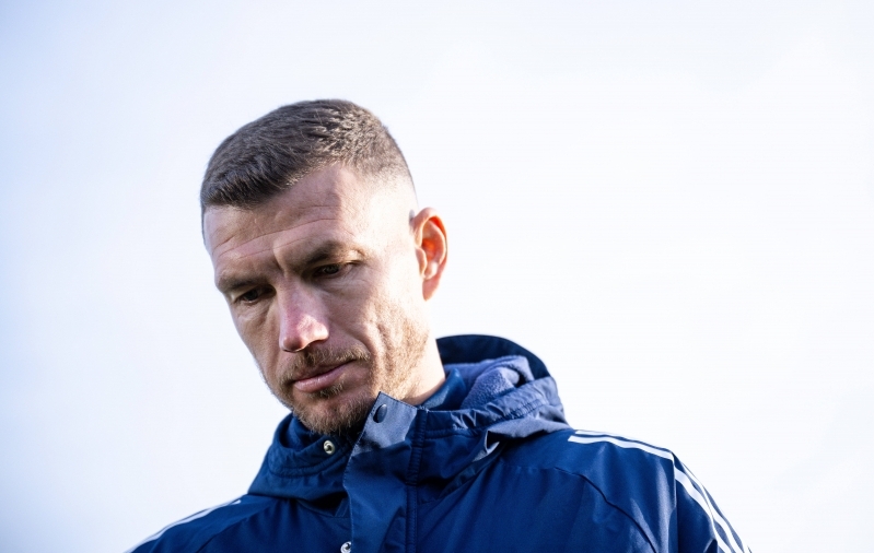 39-aastane Džeko kolis Itaalia kõrgliiga põhjast Saksamaa esiliiga tippu