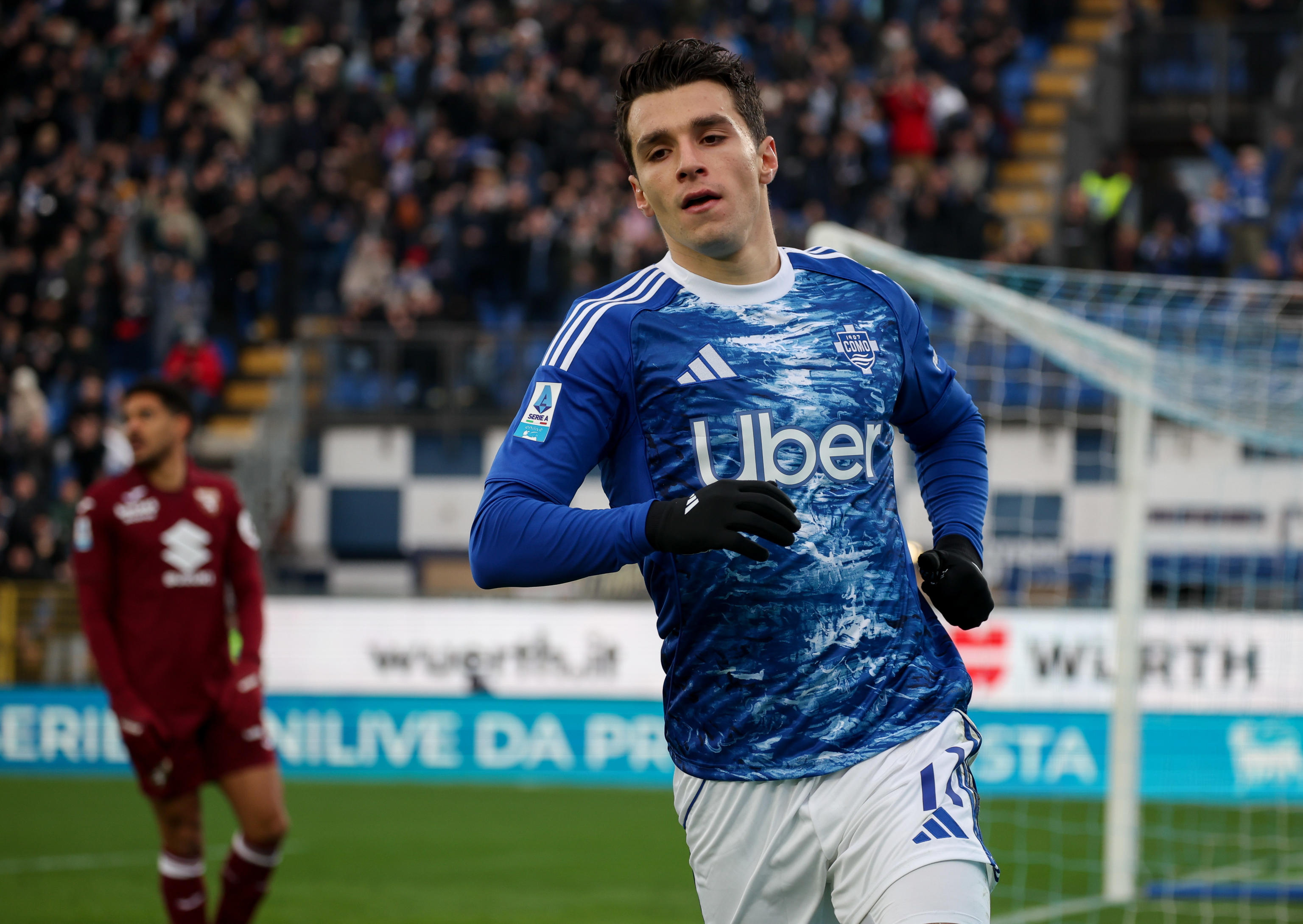 Douvikas, sett, mäng: järveäärne tenniseklubi hoiab tippe pinges