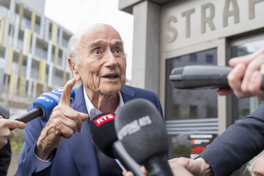 Endine FIFA president tulevast MM-ist: vältige Ameerika Ühendriike!