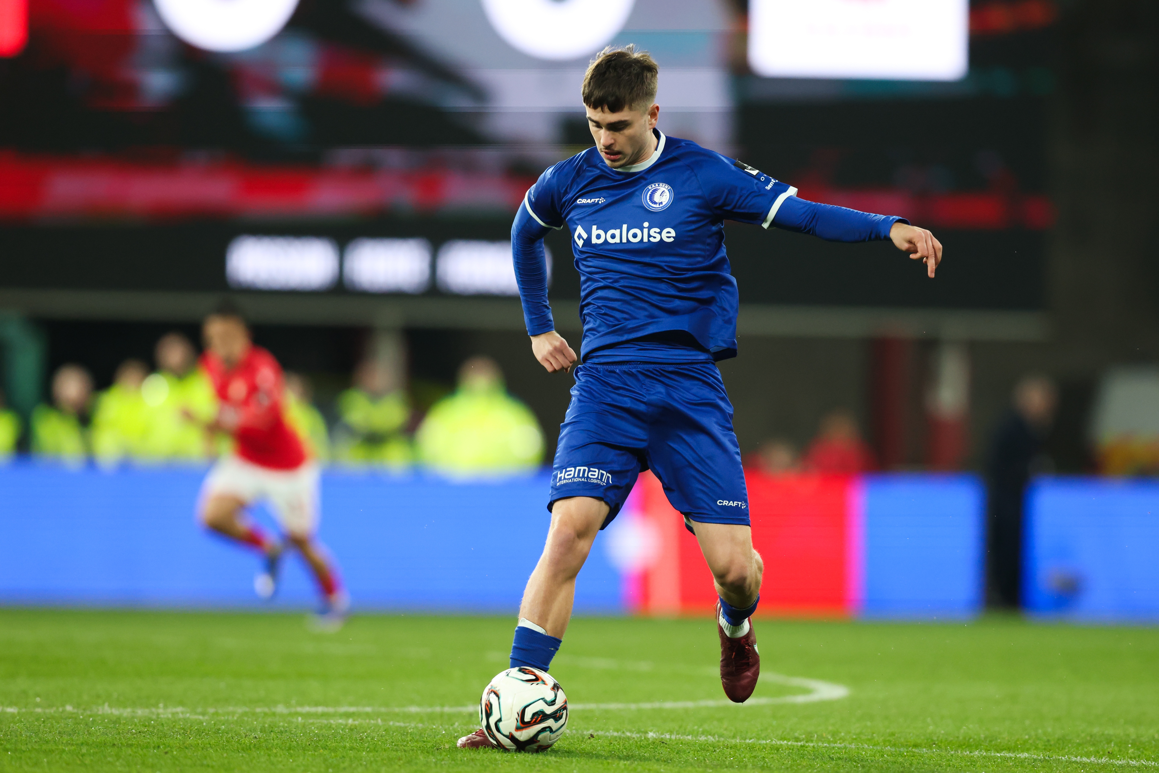 Kehv õhtu: Paskotši mäng jäi varakult pooleli, asendaja korjas kiire punase  (+ Vetkalilt täismäng) 