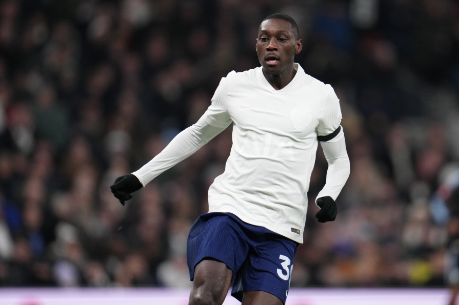 Tottenhami ründaja sattus Meistrite liiga kohtumise eel autoõnnetusse  (Frank: temaga on kõik korras) 