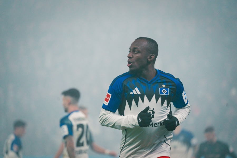 Purjus peaga rooli istunud Bundesliga ründaja sai klubilt kuuekohalise trahvilipiku ja teadmata aega küündiva mängukeelu