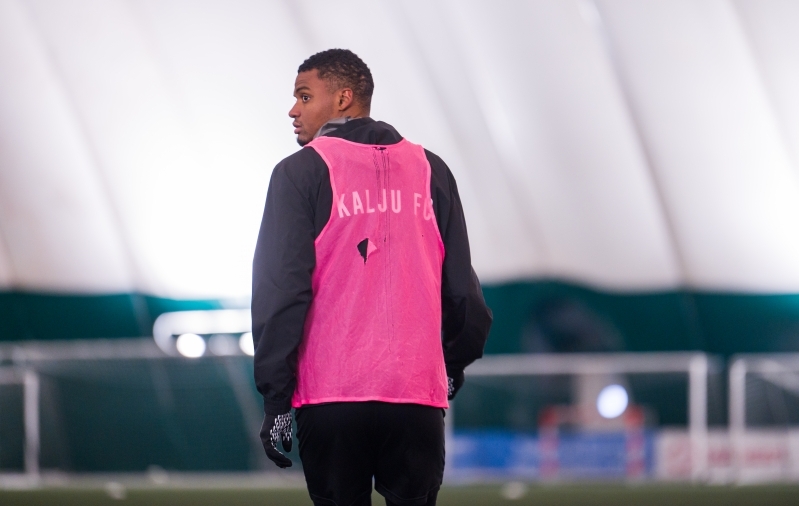 Kalju lõpetas koostöö Brasiilia ründajaga, kellel jäi Premium liiga debüüt tegemata