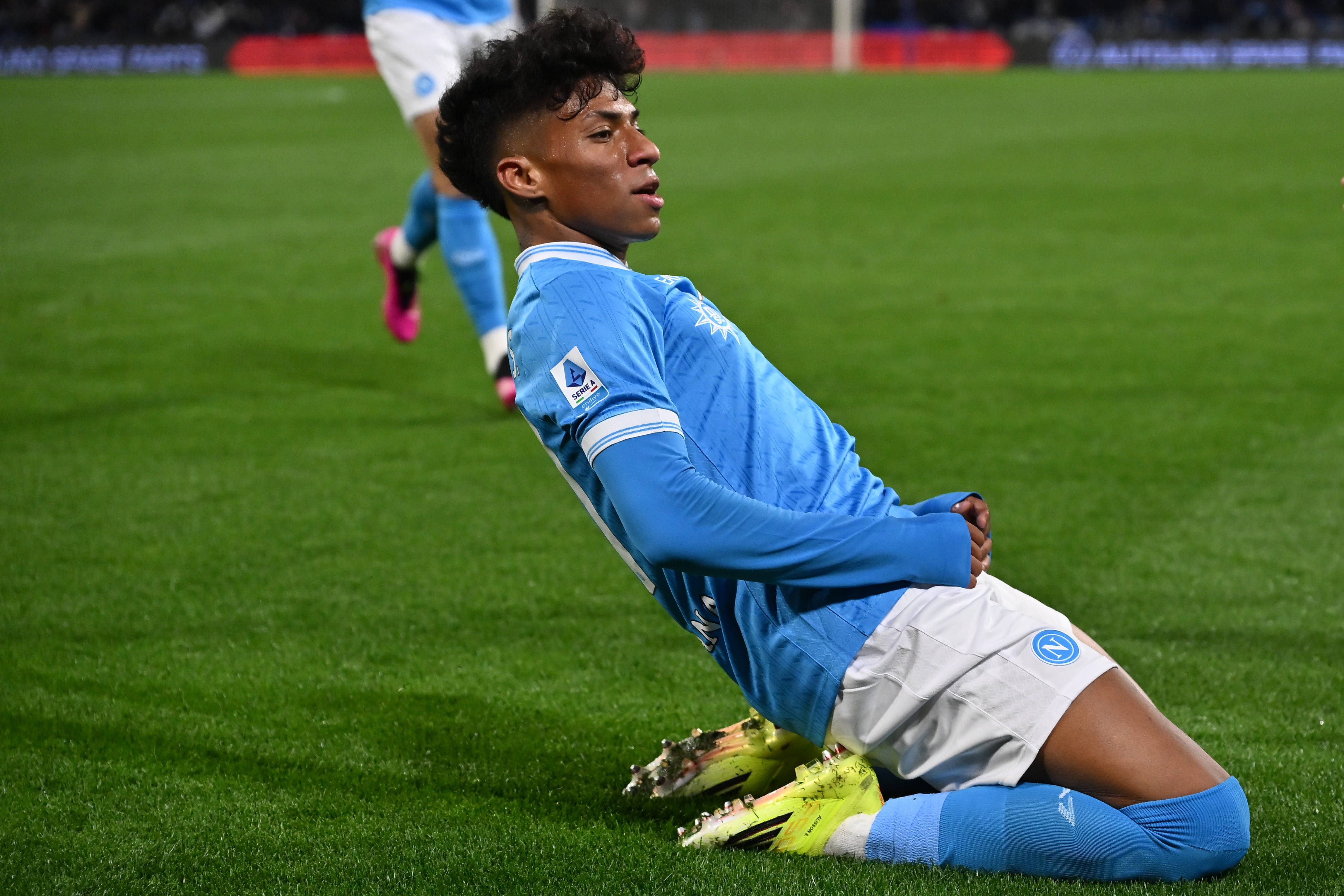 Kümne minutiga Napoli südamed võitnud brasiillane vaigistas Roma uue talismani