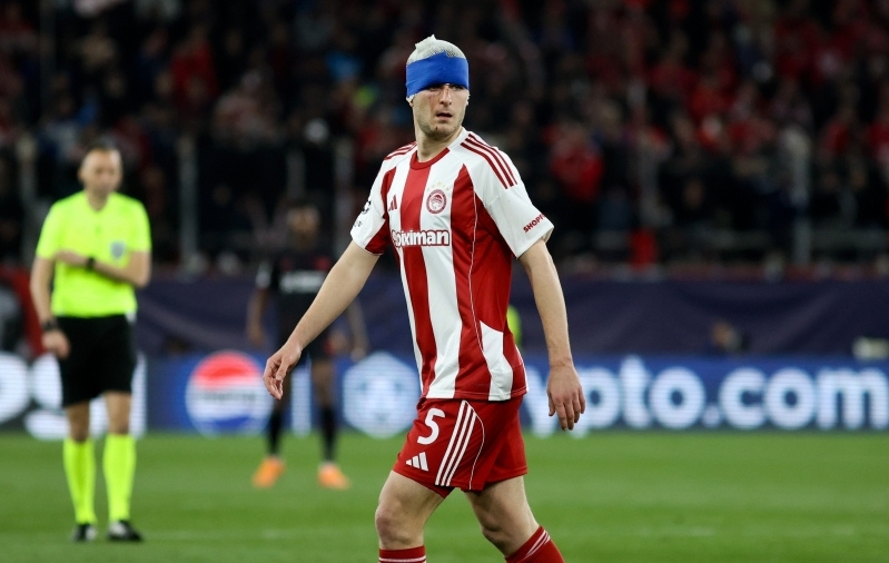 Verise pea tõttu poolest mängust ilma jäänud Olympiakose kaitsja edastas rahustava sõnumi