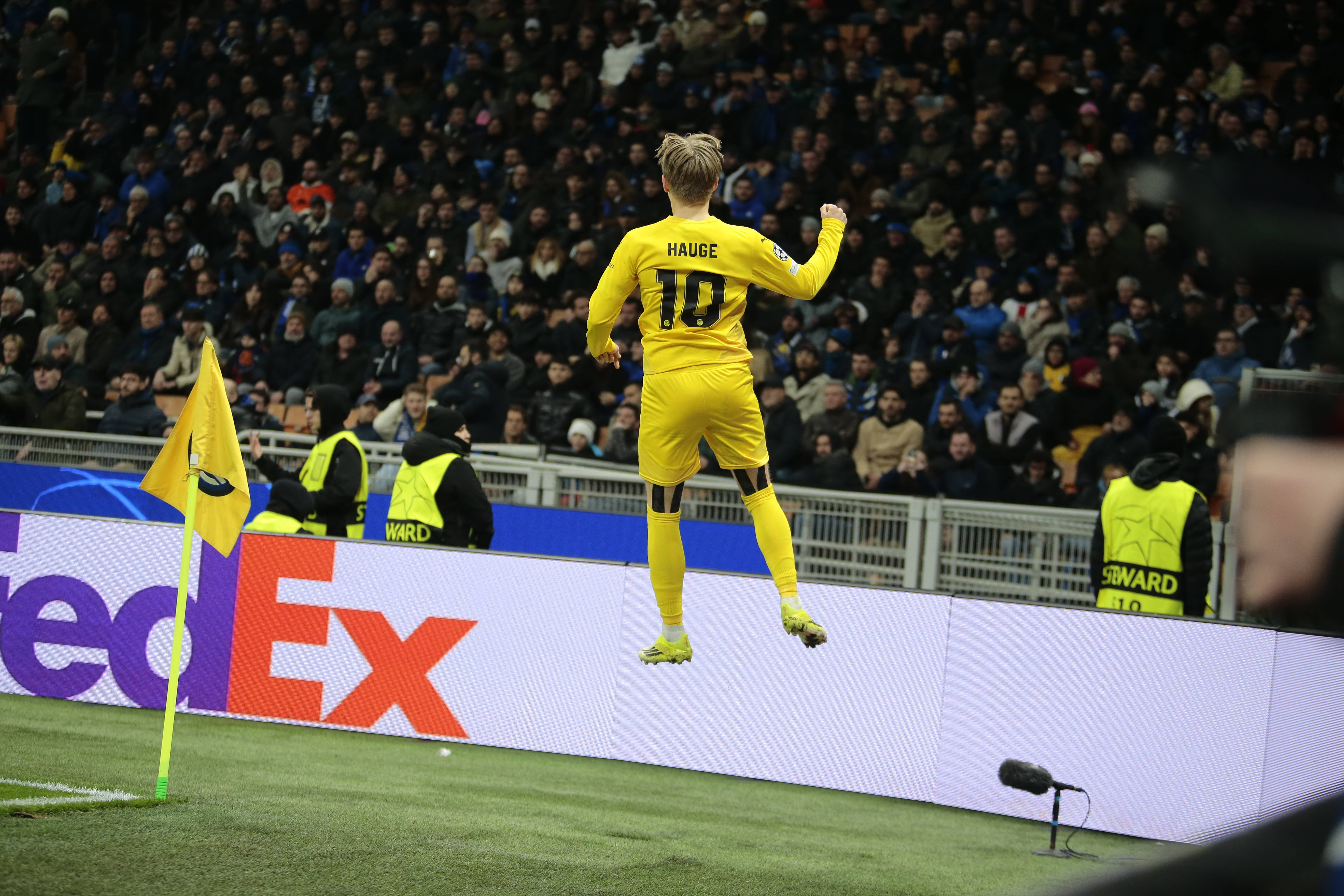 Luup peale | Itaalia lipulaeva pilbasteks lasknud Bodö/Glimt jääb uusi Koljateid ootama