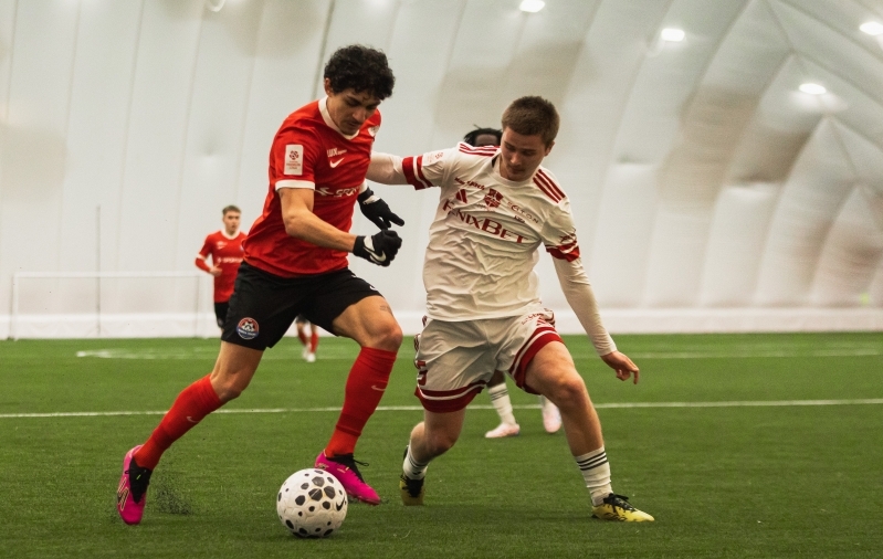 VAATA JÄRELE: Harju murdis Narva jalgpallihallis Transi maha