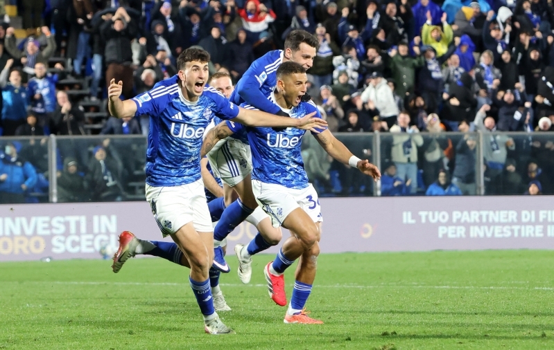 Kogenud keskkaitsja heastas oma eksimuse ja Como püsib Meistrite liiga kursil  (Milan ei kasutanud Interi libastumist ära) 