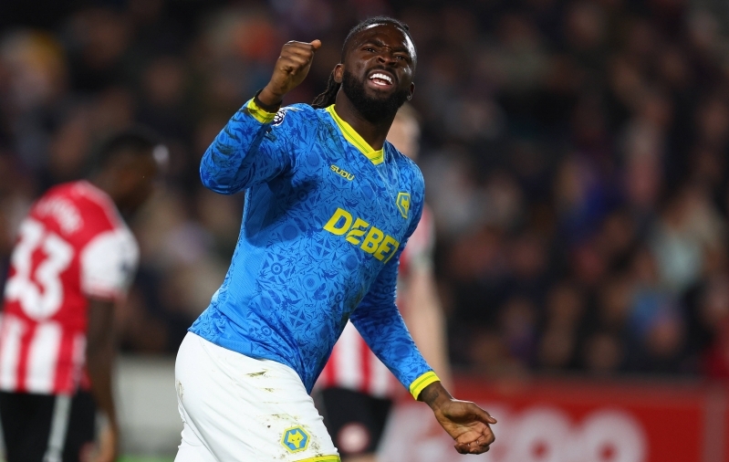 0:2 seisust välja tulnud varasem peksupoiss Wolves teenis kolmandat mängu järjest punktilisa