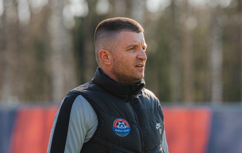 Kožuhhovski on väga rahul suhtumisega, mida näidati pärast kahte kaotust