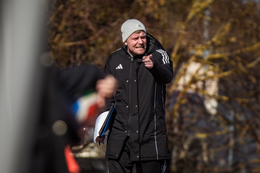 Jaanus Reitel asus v&auml;rskelt t&ouml;&ouml;le Harju JK Laagris. Foto: Janek Eslon