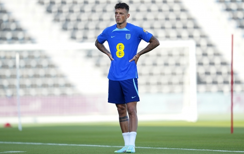 2022. aasta MM-il meeskonna juurest lahkunud Arsenali kaitsja naaseb Inglismaa koondisesse