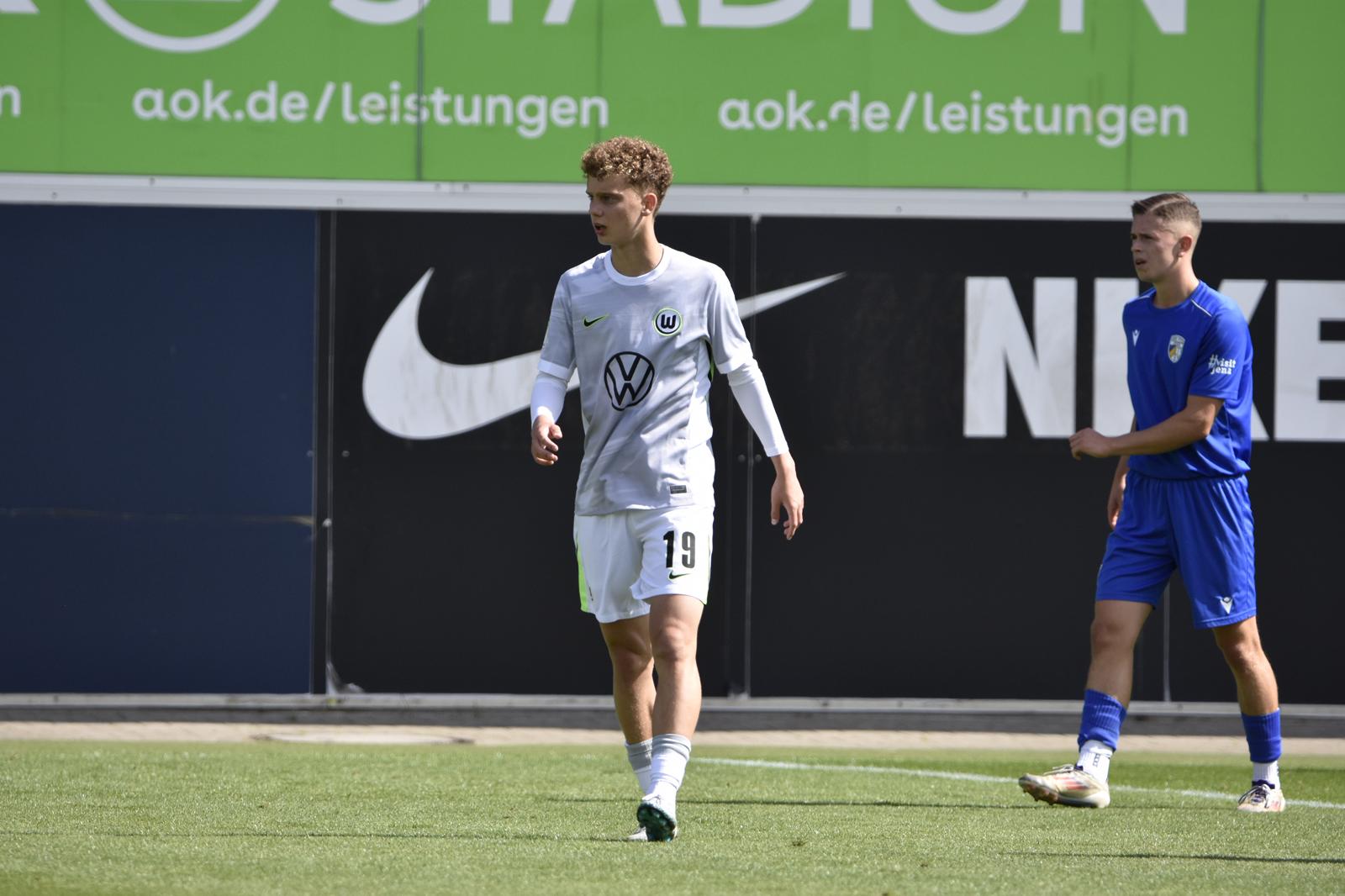 Nõmmelt Bundesligasse? Wolfsburgi esinduse treeningutel osalenud Hint: ma tean, et nad väga hindavad mind