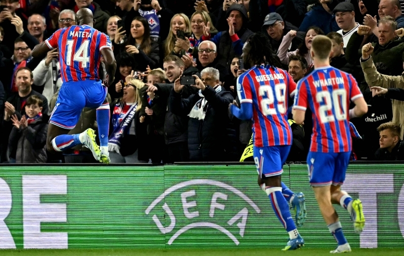 Crystal Palace h&uuml;pas suure sammu poolfinaali suunas. Foto: Scanpix / Ben Stansall / AFP