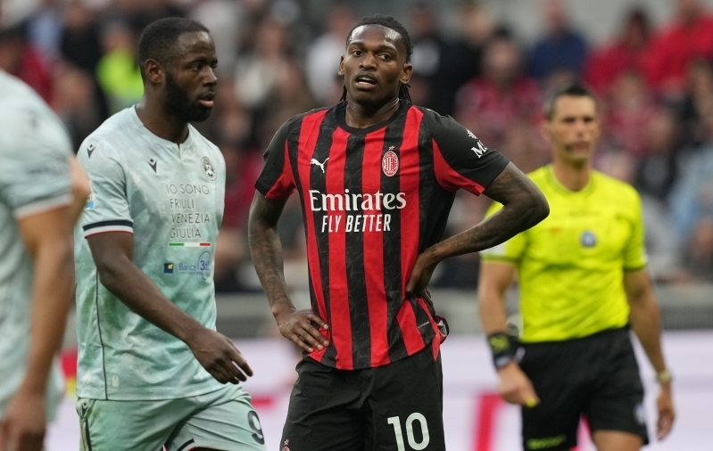 Tühja paugutanud Milan sai järjekordse kaotuse. Meistrite liiga koht libiseb käest?