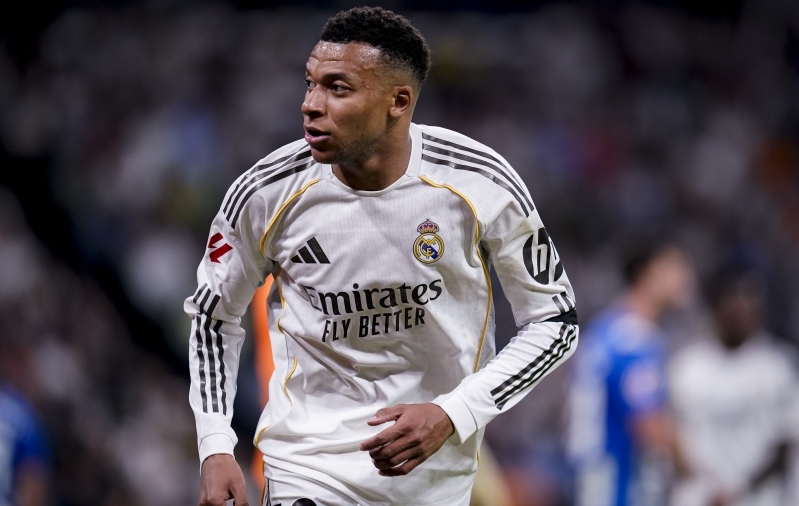 Kauglöögikunnid Mbappe ja Vinicius lõpetasid Real Madridi võiduta seeria