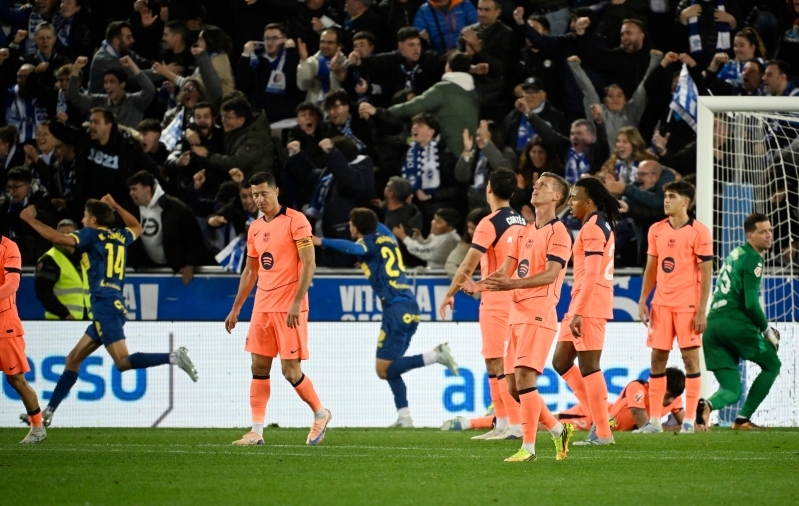 55 liigamängus järjest skoorinud Barcelona kaotas kuivalt Alavesile