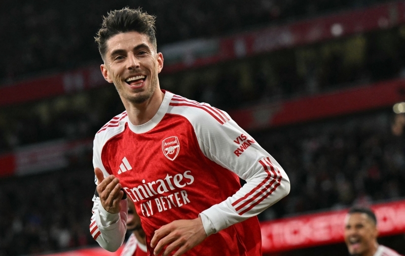 Kai Havertz l&otilde;i esimesel poolajal Arsenali v&otilde;iduv&auml;rava ja p&auml;&auml;ses teisel poolajal punasest kaardist. Foto: Scanpix / Glyn Kirk / AFP