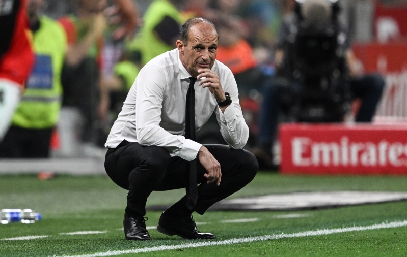 Viimases voorus põrunud Milan vallandas Allegri ja veel kolm tähtsat meest