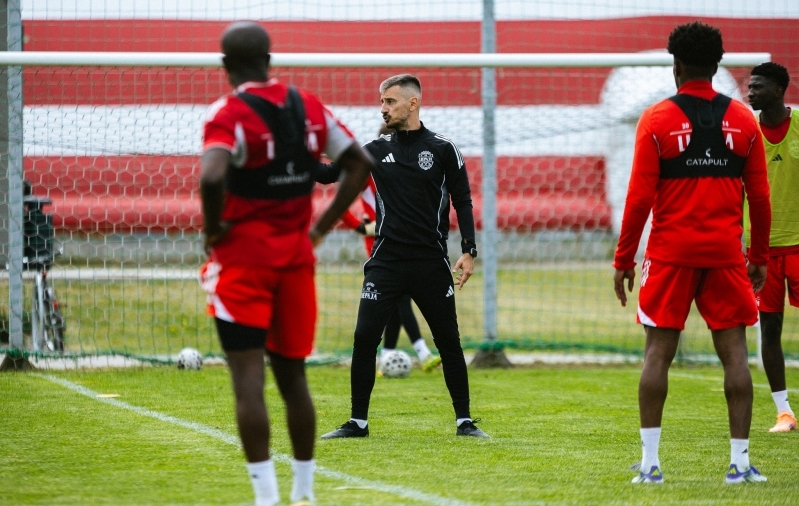 Fotouudis: Vladimir Vassiljev valmistub debüüdiks Läti kõrgliigas