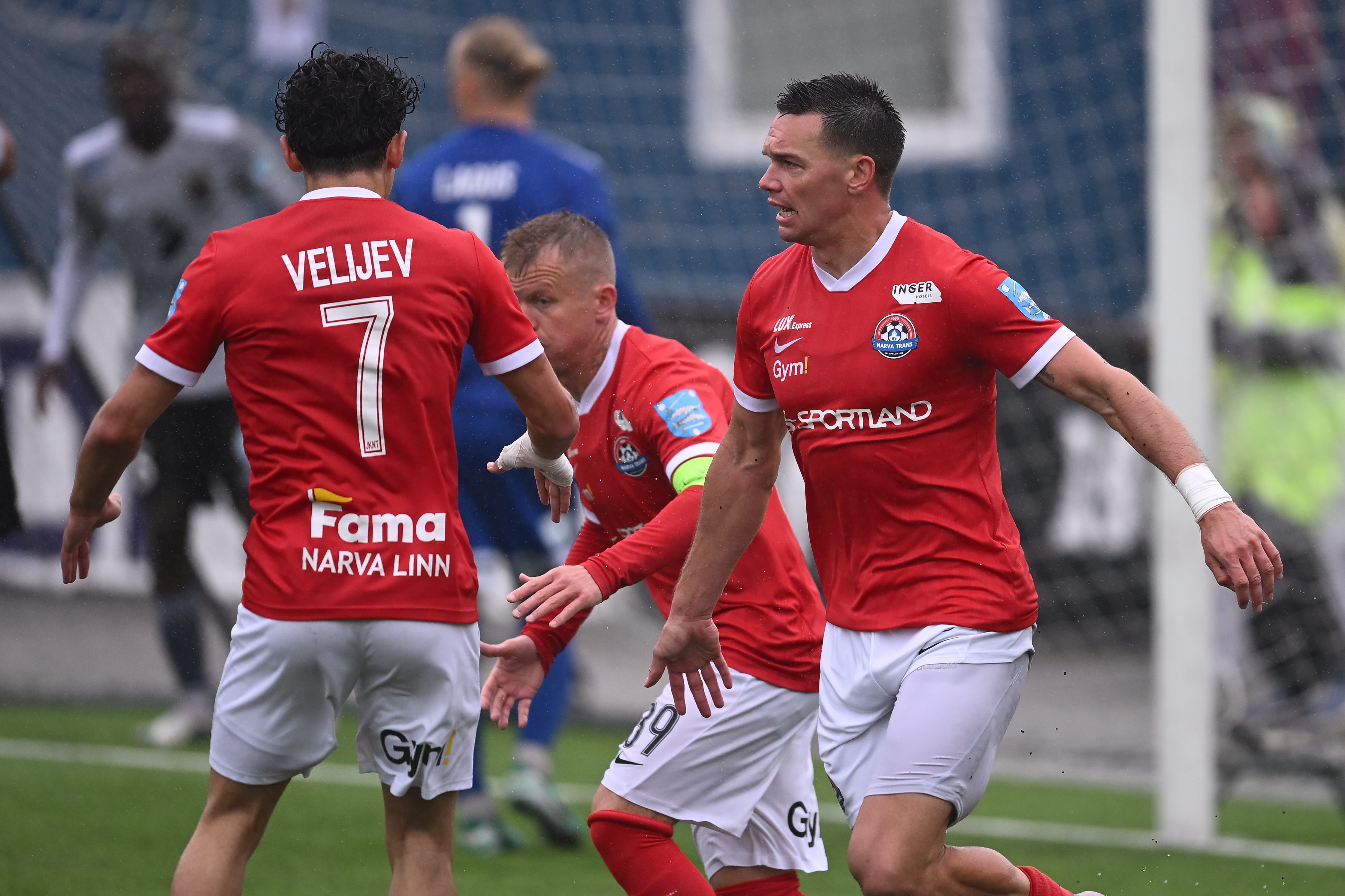 VAATA JÄRELE: vägevas hoos Tammeka kurvastas Narvat