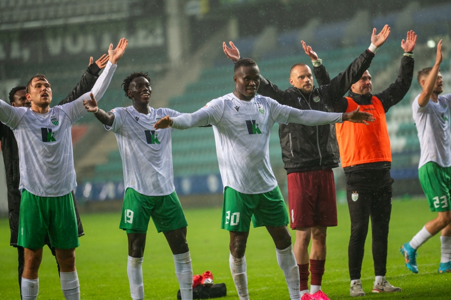 Pikk ette (ja ise järele) | Levadia lõvid juba meistritiitli lävel? AI-president, joogipausid ja teised MM-i tähelepanekud