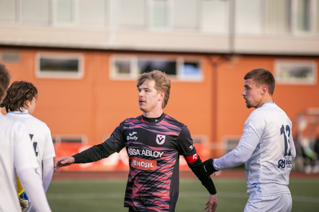 Kaljuvere 0:1 kaotuse järel: teine poolaeg läks laadaks  (võidukas Kulinitš: homme sööme šašlõkki!) 