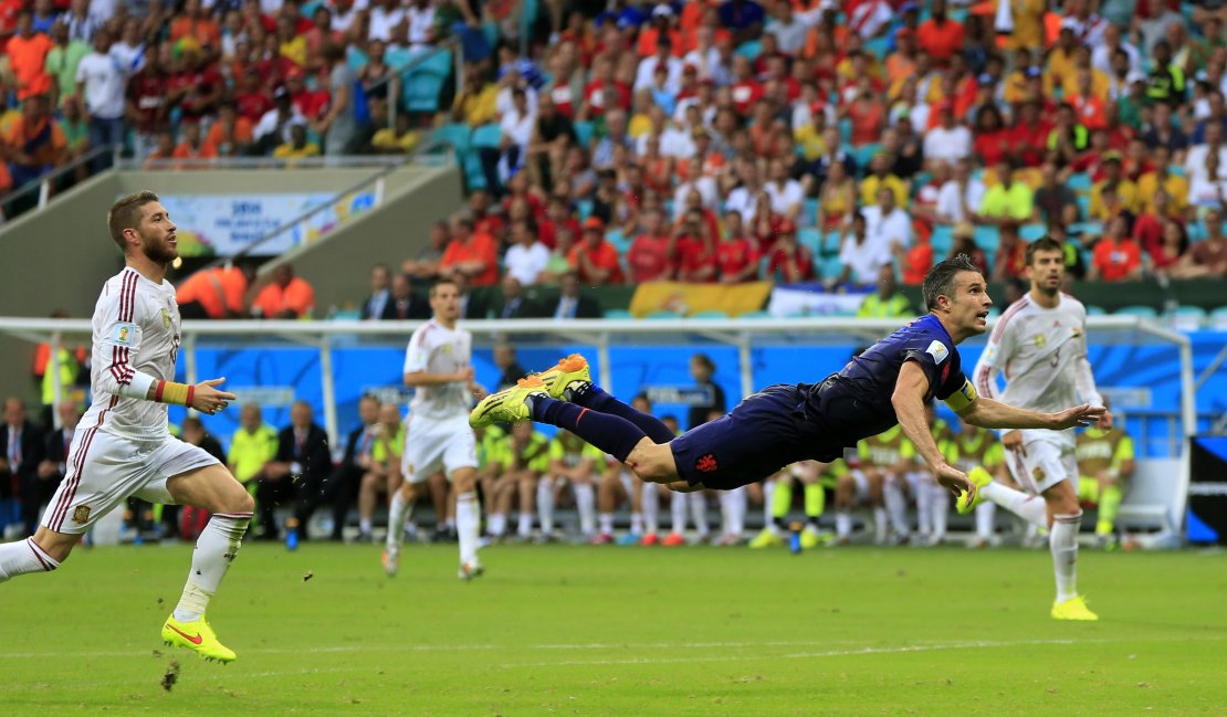Nagu Robin van Persie - kas tuleb ära? Jürgenson ohverdas Lendavale hollandlasele nii põlved kui ka särgi