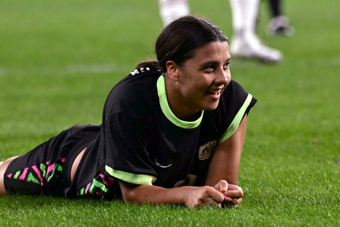 Chelseaga viiekordseks Inglismaa meistriks kroonitud Austraallanna siirdub suure lombi taha