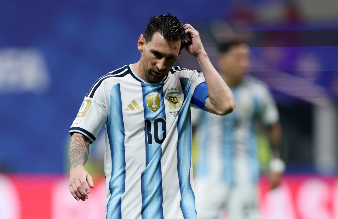 LIVE: valitsev maailmameister Argentina on 45 minuti järel kaotusseisus  (Messi eksis taas penaltil) 