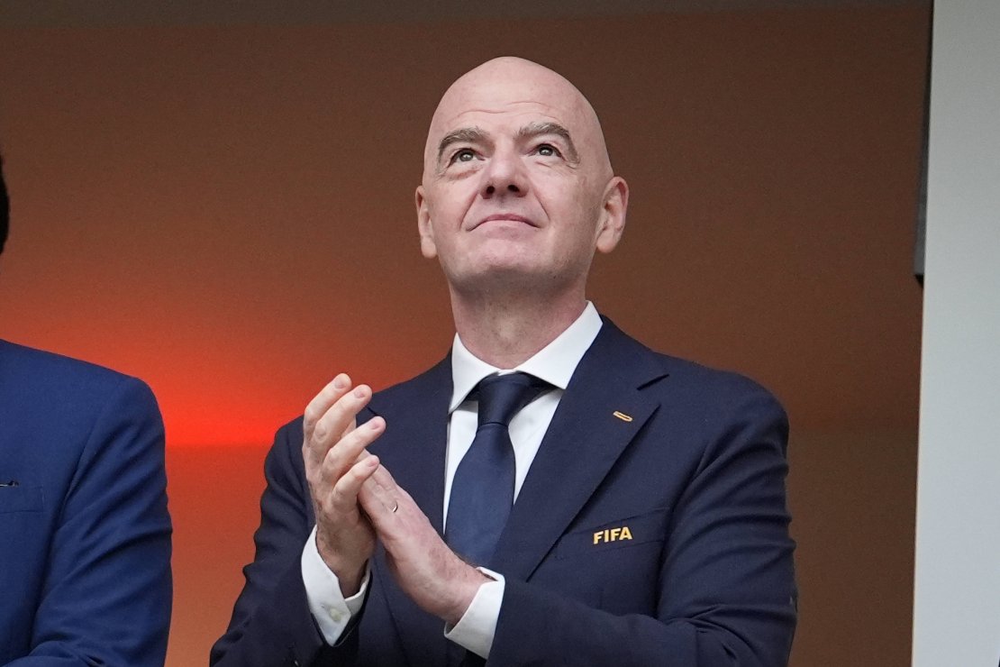 Uus vastasseis podisemas? FIFA mõtleb Venemaa naasmisele, UEFA on selle vastu